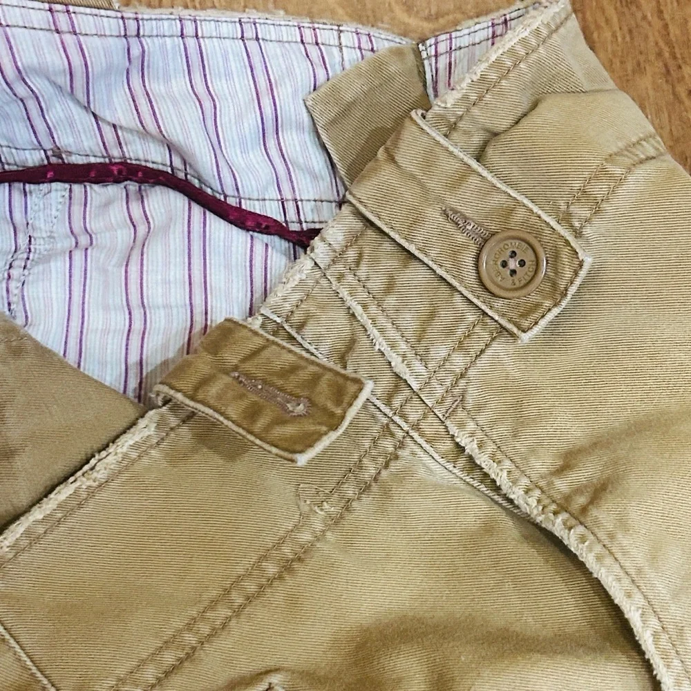🫎A&F Khaki Y2K Extra Low Rise Flare 100% Cotton Pants Size 2 Long GUC